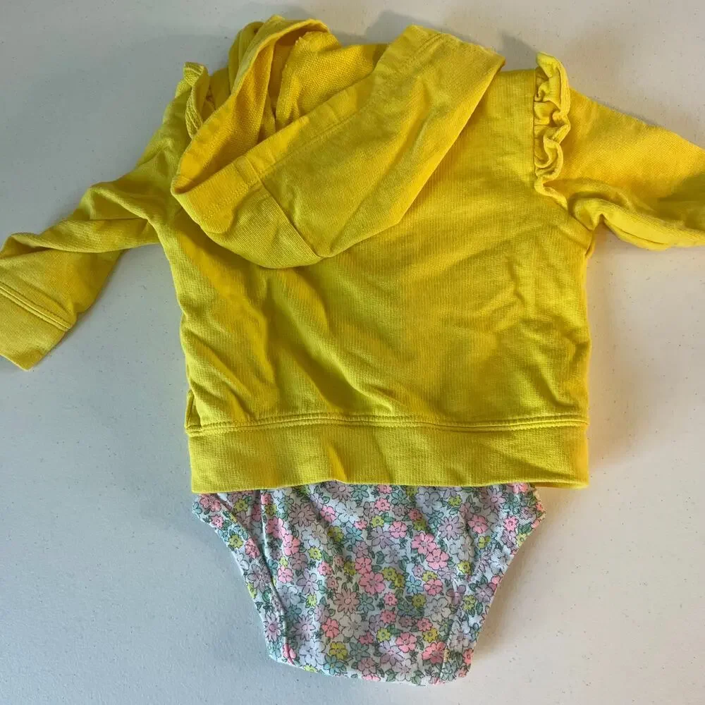 Carter's Outfit Bundle - 6 months